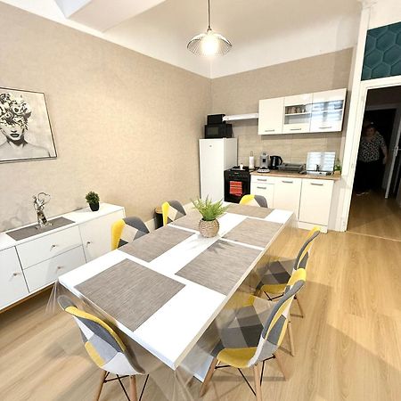 Le Retro Apartment Saint-Laurent-sur-Saone Ngoại thất bức ảnh