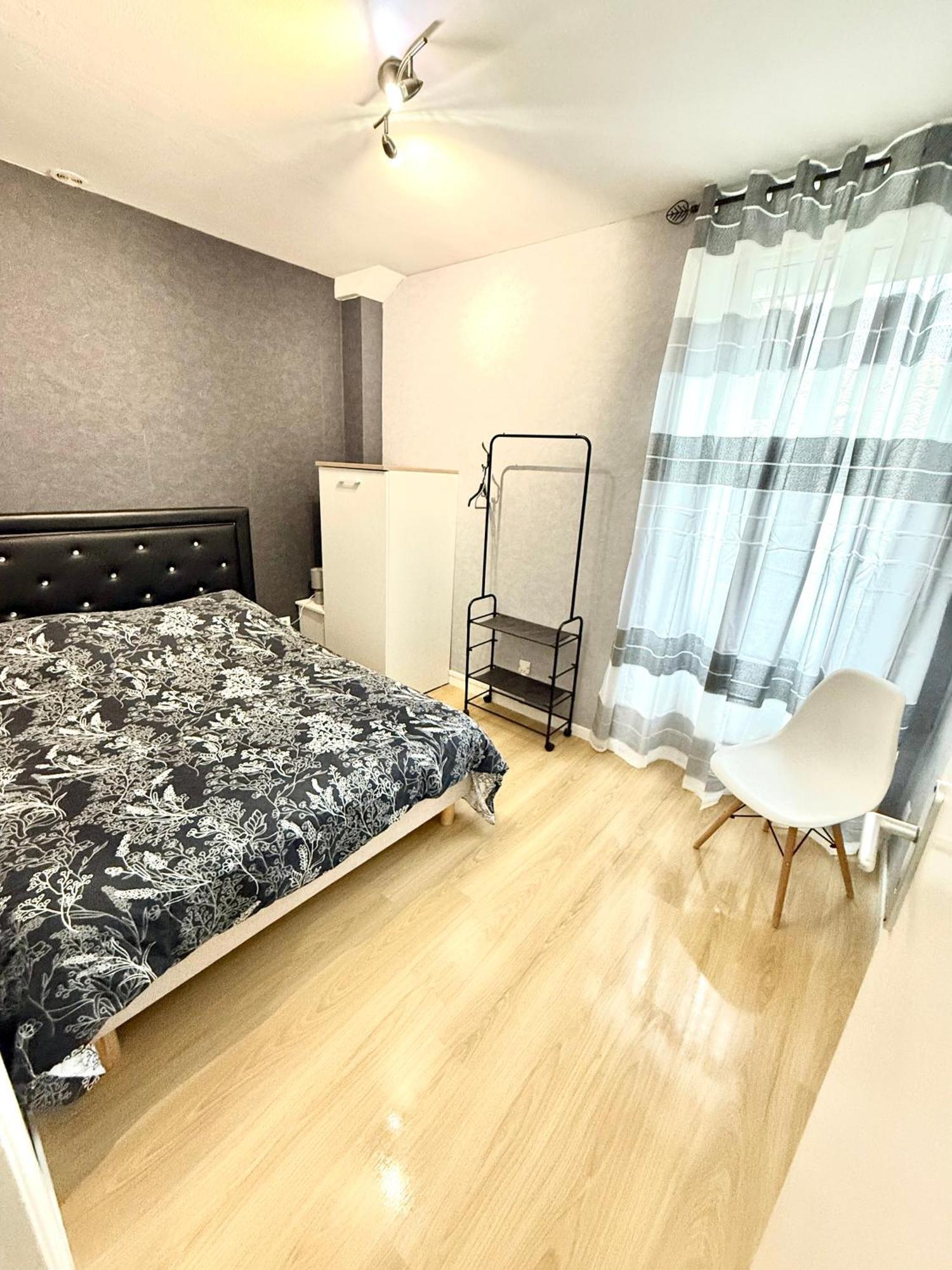 Le Retro Apartment Saint-Laurent-sur-Saone Ngoại thất bức ảnh